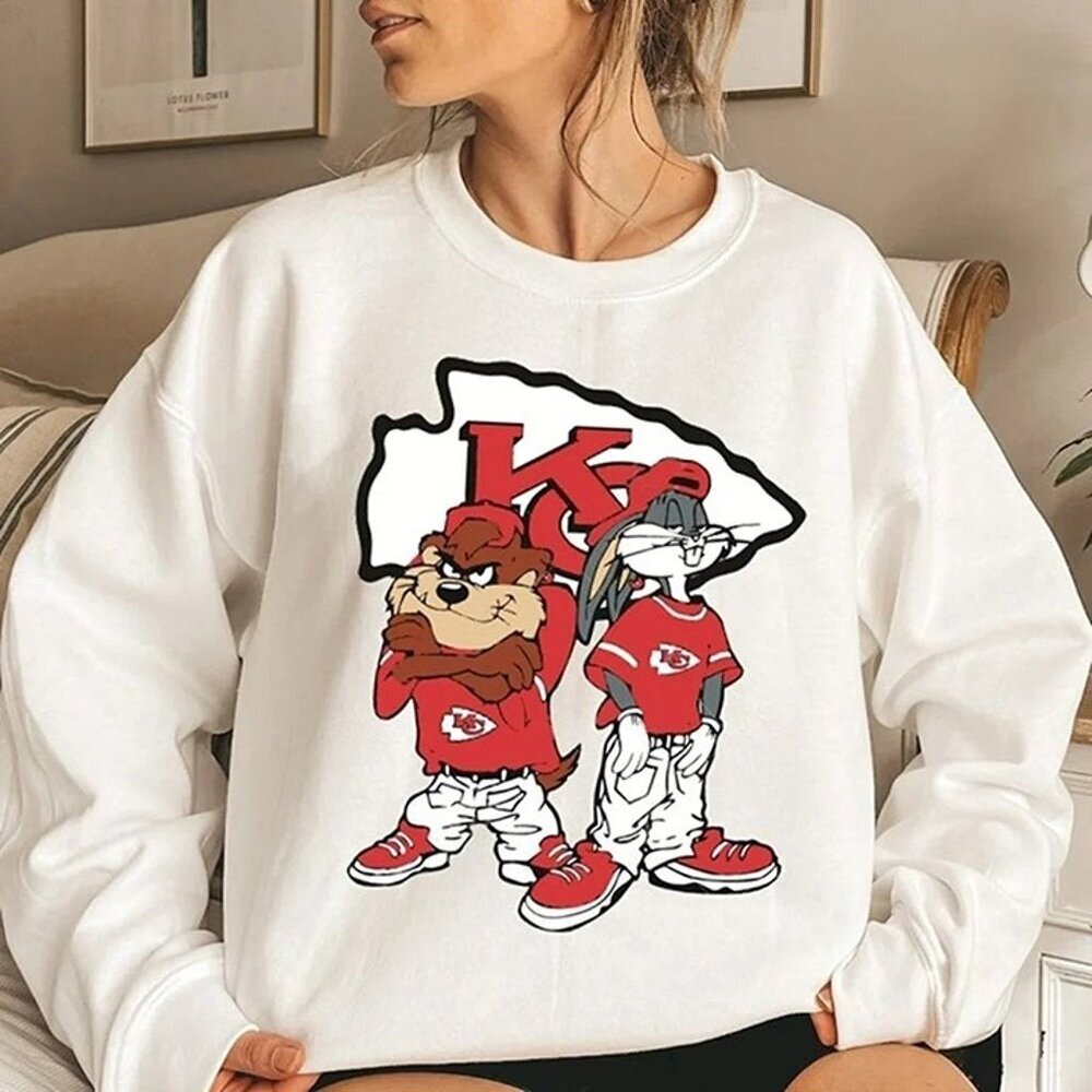 Kansas City Chiefs Looney Tunes NFL Crewneck Sweatshirt Retro Fan Apparel 17